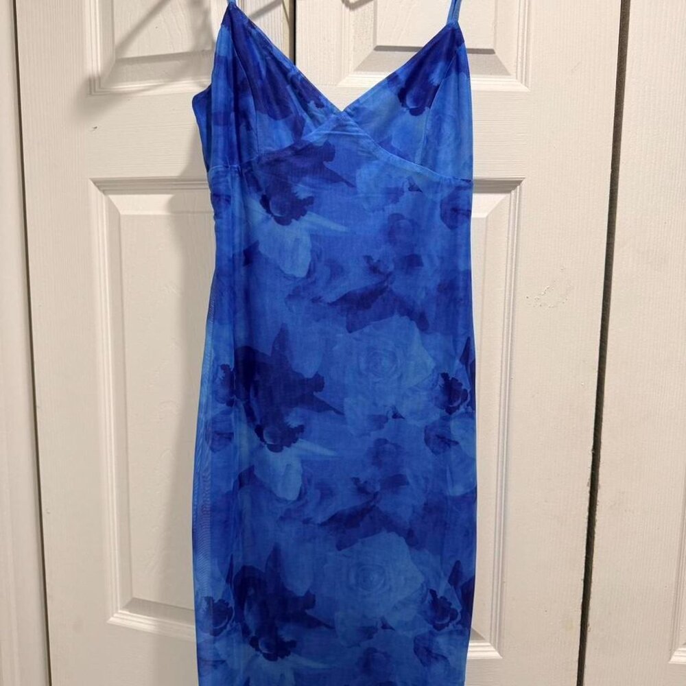 Princess Polly Blue Floral Mesh Maxi Dress Size 8 Like New - Picture 3 of 5